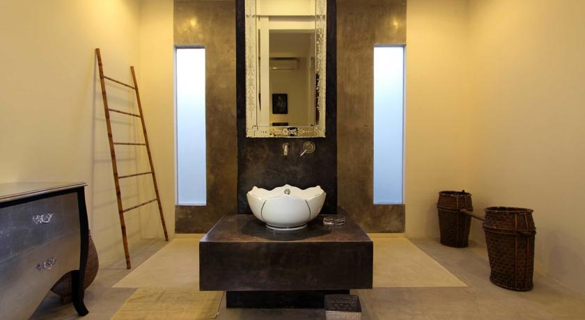 Villa Mutiara Putih By Optimum Bali Villas Seminyak  Luaran gambar